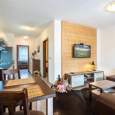 דמנובסקה דולינה Apartment Anna Chopok, 1 110 M, Highest In Central Europe, On A Hiking Trail To Dumbier מראה חיצוני תמונה